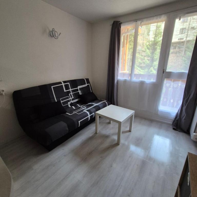 Résidence les Mélèzets 2 au pieds des pistes et des commerces - Apartamento de 1 dormitorio - 4
