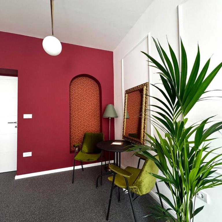 Downtown Buzz Mili - One-Bedroom Apartment - 6