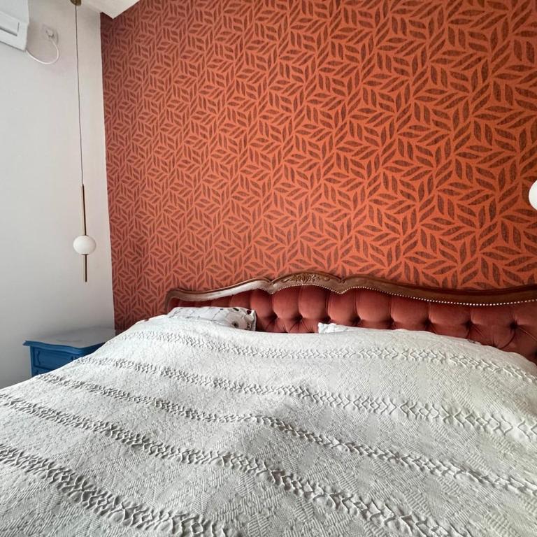 Downtown Buzz Mili - One-Bedroom Apartment - 10