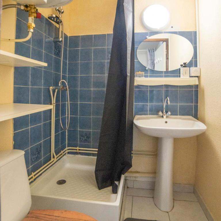 Vue lac & mer à pied - Séjour détente - Appartement 1 Chambre - Vue sur Lac - 3