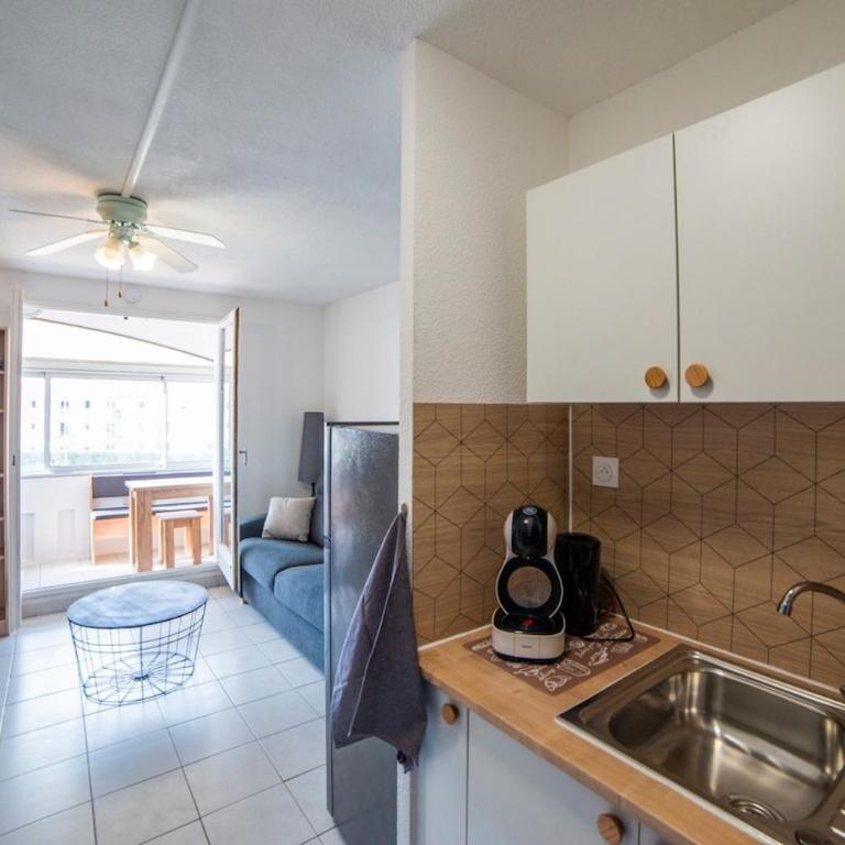 Vue lac & mer à pied - Séjour détente - Appartement 1 Chambre - Vue sur Lac - 8