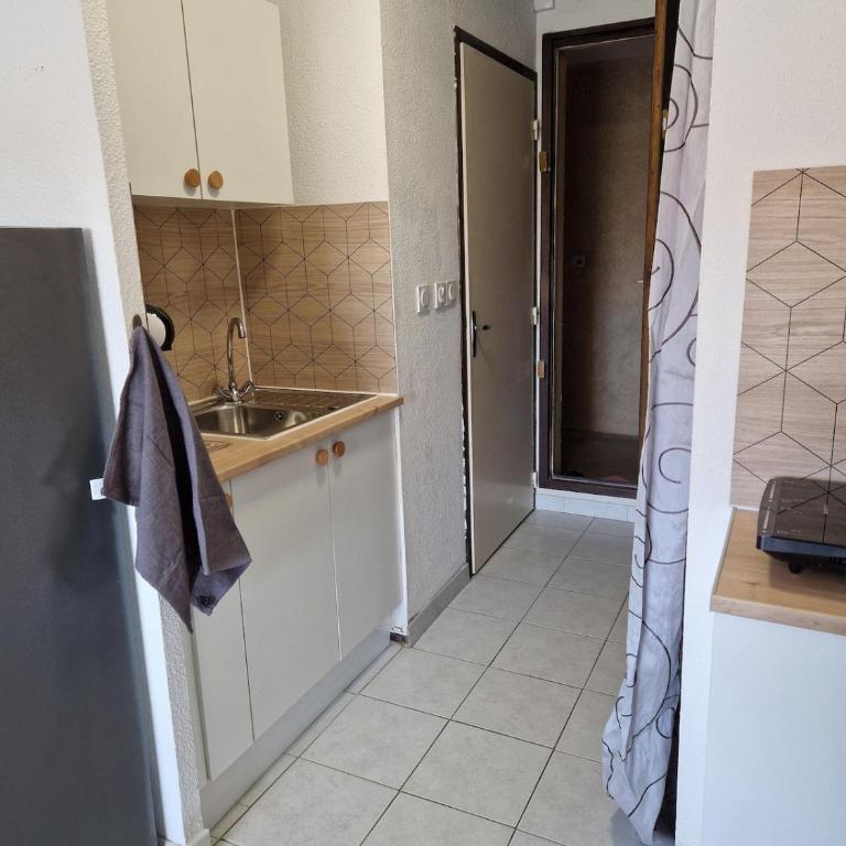 Vue lac & mer à pied - Séjour détente - Appartement 1 Chambre - Vue sur Lac - 15