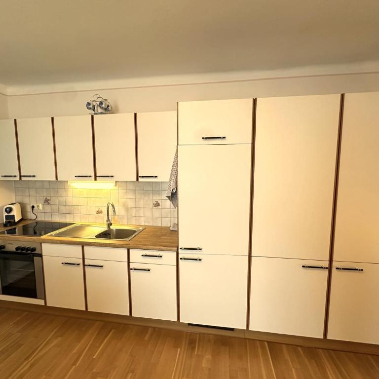 Gästehaus Gertrude - Apartment mit Seeblick - 2