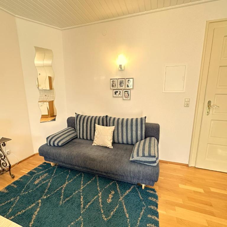 Gästehaus Gertrude - Großes Apartment mit 1 Schlafzimmer und Balkon - 8
