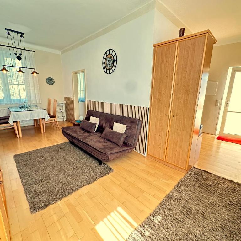 Gästehaus Gertrude - Apartment mit Balkon - 8