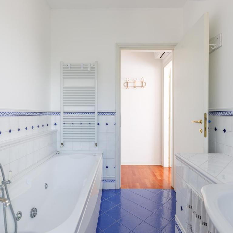 Darsena Dream Parcheggio Privato Due Passi Centro - Appartamento con 2 Camere da Letto - 12