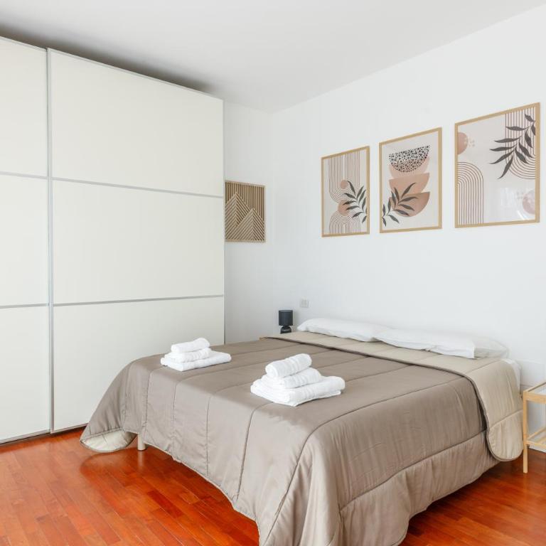 Darsena Dream Parcheggio Privato Due Passi Centro - Appartamento con 2 Camere da Letto - 2