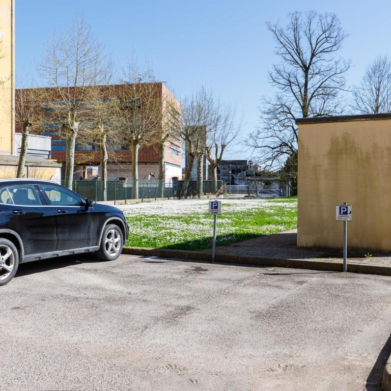 Darsena Dream Parcheggio Privato Due Passi Centro - Appartamento con 2 Camere da Letto - 35
