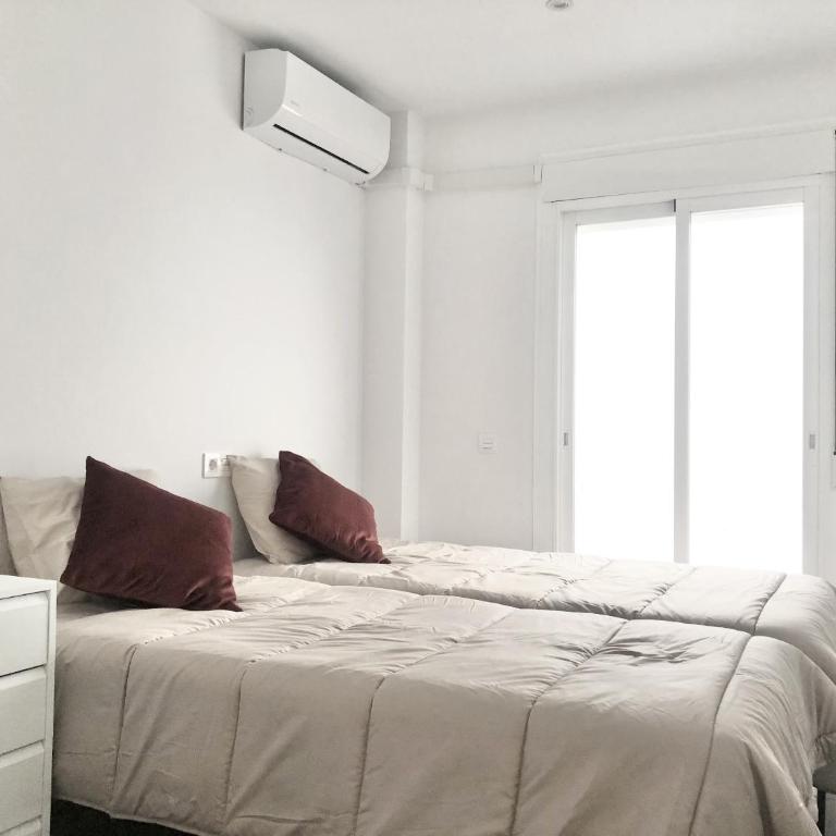 Apartamentos Varela 14 - Apartamento de 2 dormitorios con vistas a la ciudad - 18