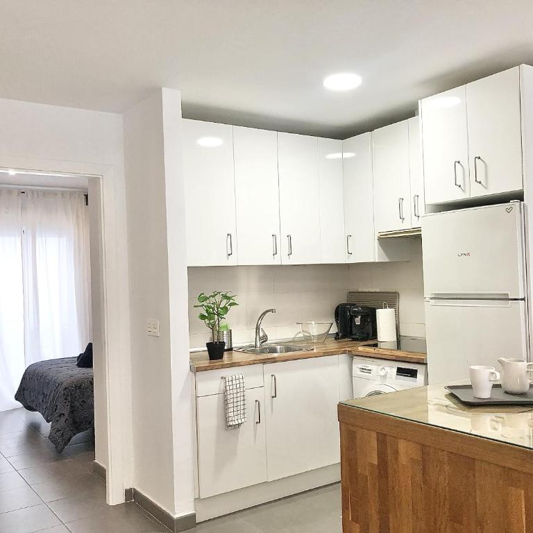 Apartamentos Varela 14 - Apartamento de 2 dormitorios con vistas a la ciudad - 20