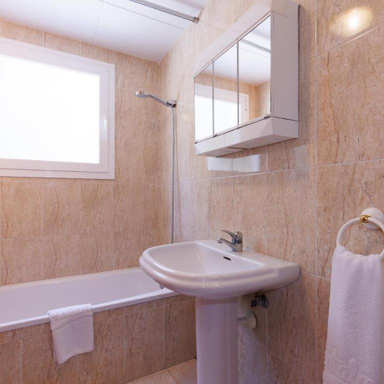 Rentalmar Calas de Miami - Apartamento de 2 dormitorios (4-6 adultos) - 22