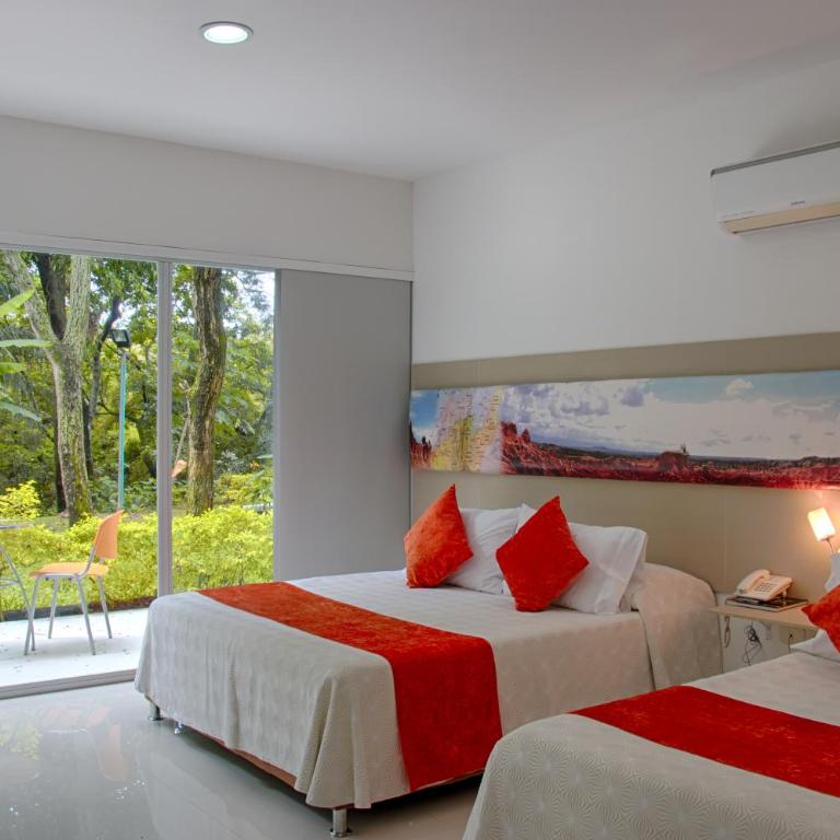 Club Campestre de Neiva - Habitación Deluxe con 2 camas grandes - 2