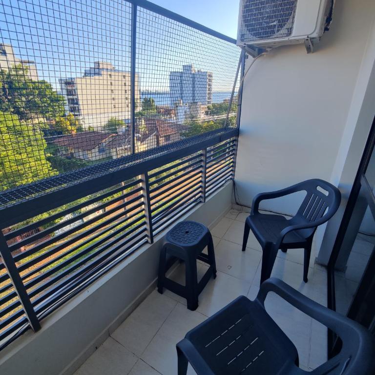Apartamento de 3 habitaciones excelente ubicación - Three-Bedroom Apartment - 5