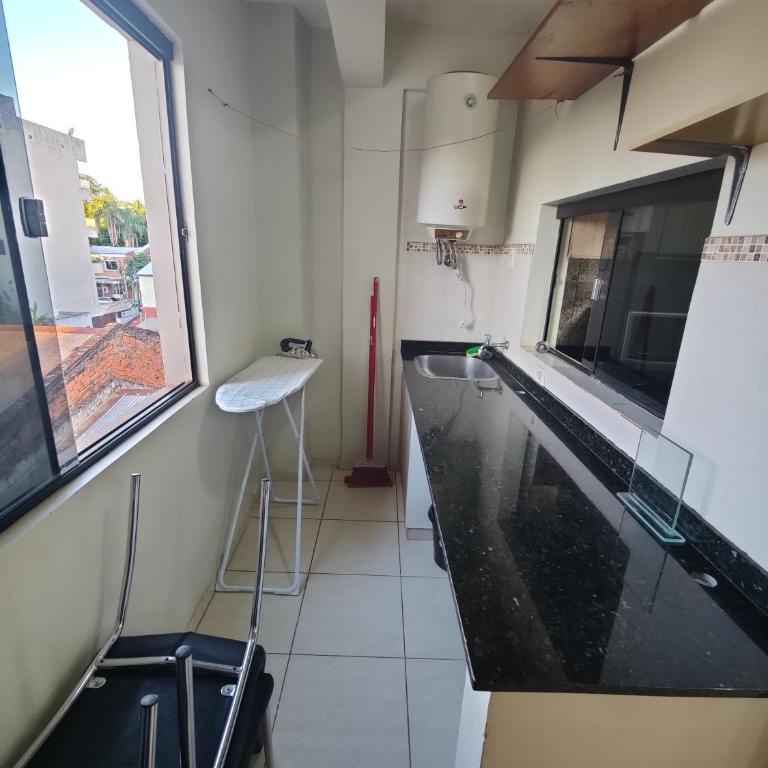 Apartamento de 3 habitaciones excelente ubicación - Three-Bedroom Apartment - 12