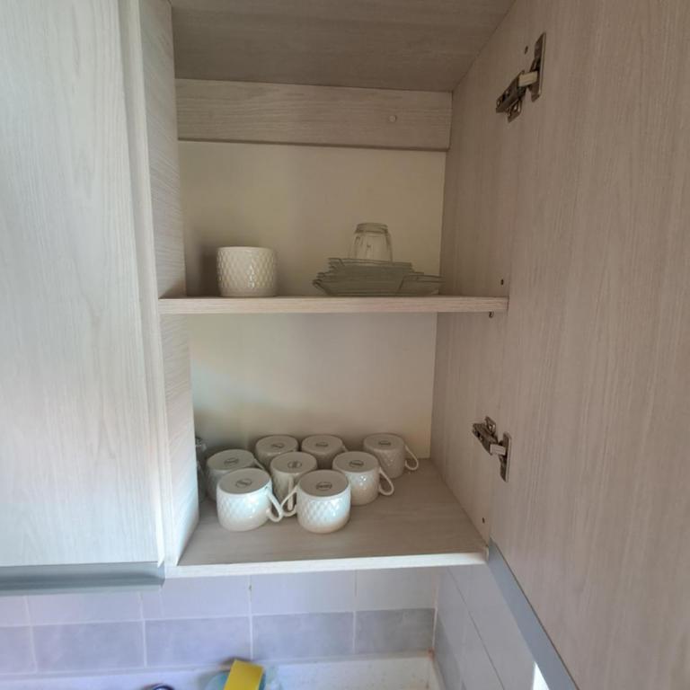 Hermosa casa de lujo en Condiminio Montibello Zona Av Pirai 4to anillo - Apartamento de 2 dormitorios - 26