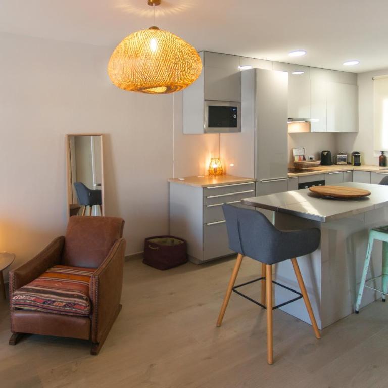 WELCS APARTAMENTO 234 EMP con una gran terraza - Apartamento - 4