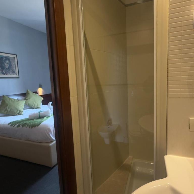 Romalive Hotel - Camera Matrimoniale - 10
