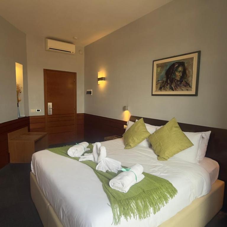 Romalive Hotel - Camera Matrimoniale - 4