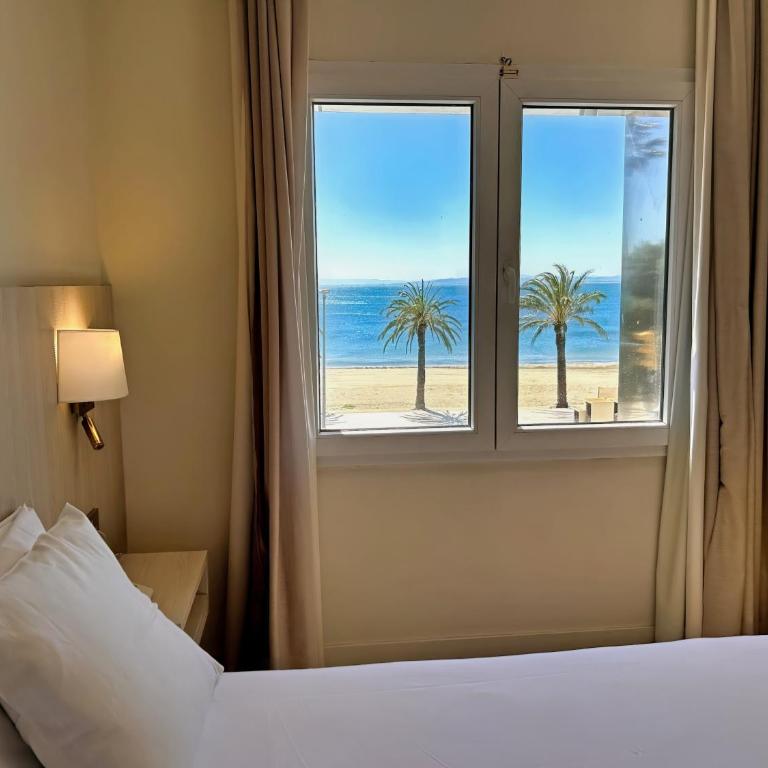 Hotel Marina - Habitación Doble con vistas al mar (ventana) - 3