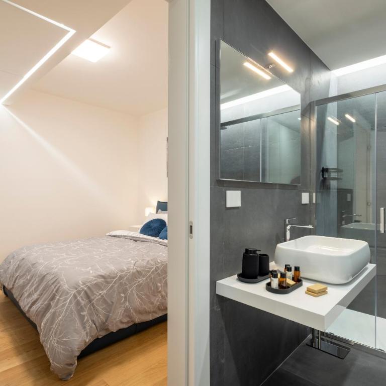 Suite & Outdoor Patio - Colosseum & Fori Imperiali - Appartamento con 2 Camere da Letto - 22