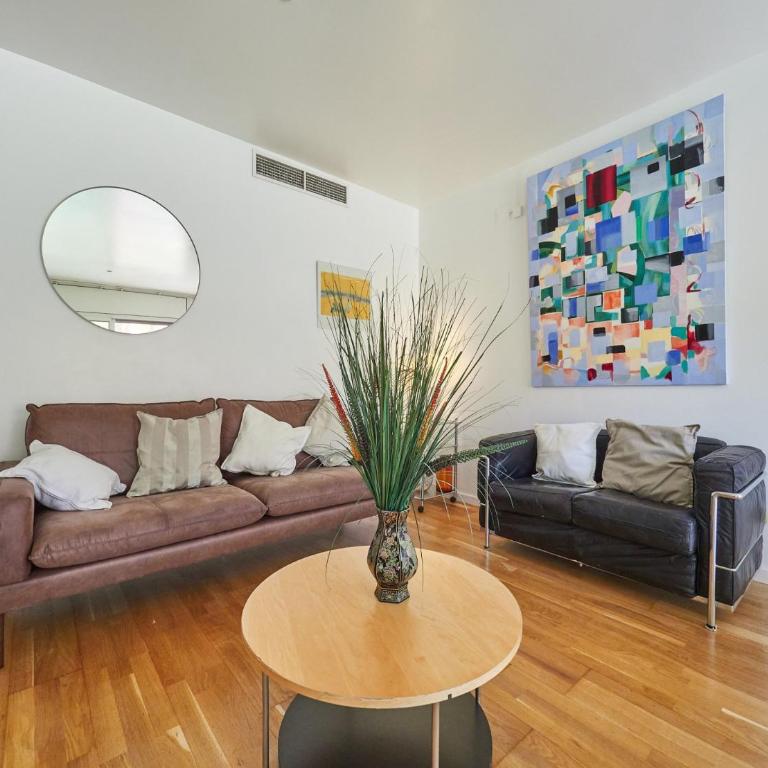 BarcelonaForRent Vila Olimpica Pool Suites - Three-Bedroom Apartment with swimming pool - Ramón Turró, 52 - 13