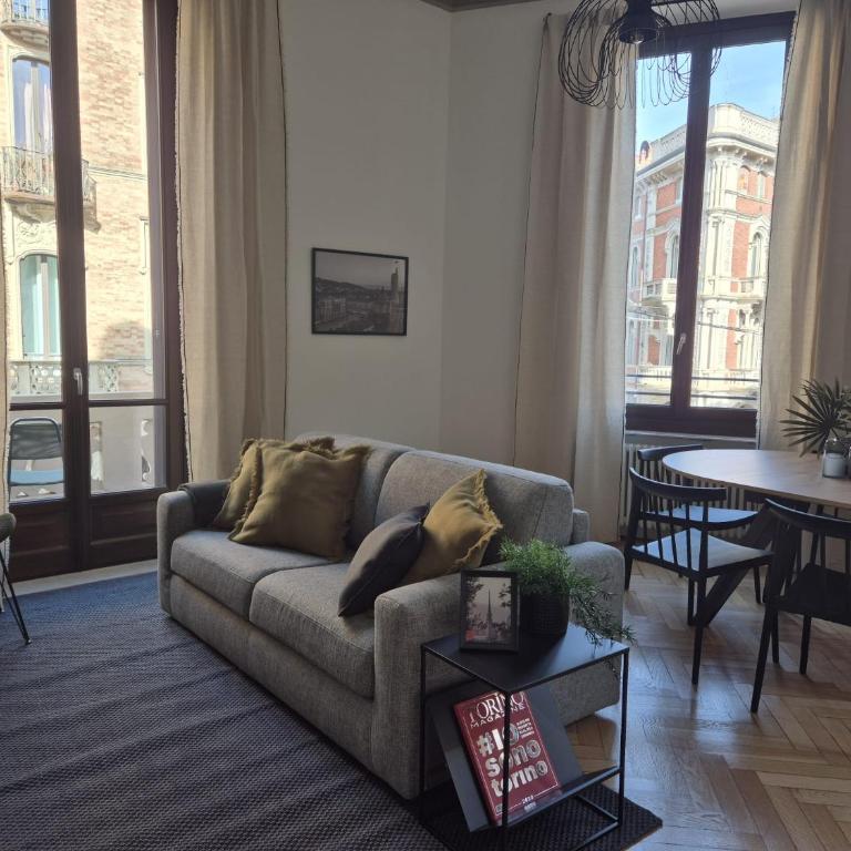 Piazza C Apartment - 2 Bedrooms & 2 Bathrooms - Appartamento Deluxe con 2 Camere da Letto e Balcone - 11