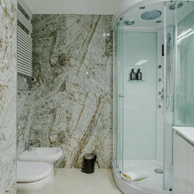 Piazza C Apartment - 2 Bedrooms & 2 Bathrooms - Appartamento Deluxe con 2 Camere da Letto e Balcone - 5