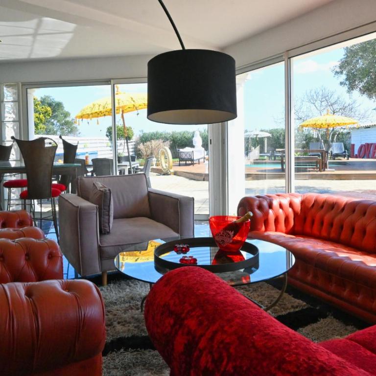Maison du Bonheur , Villa de Détente , tout confort Piscine, Billard,en pleine Camargue - Villa avec Piscine Privée - 10