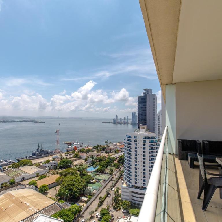 Apartamentos en Edificio H2 Bocagrande Cerca al Mar - One-Bedroom Apartment with Bay View - 26