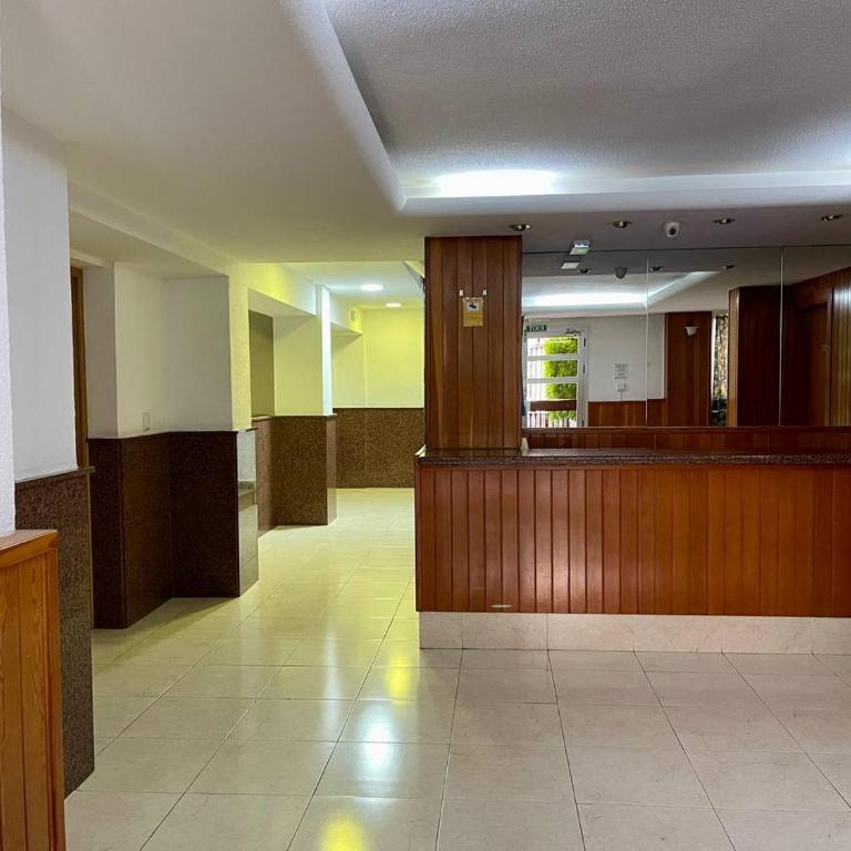 Edificio Cadiz Benidorm - Two-Bedroom Apartment with Terrace - 38