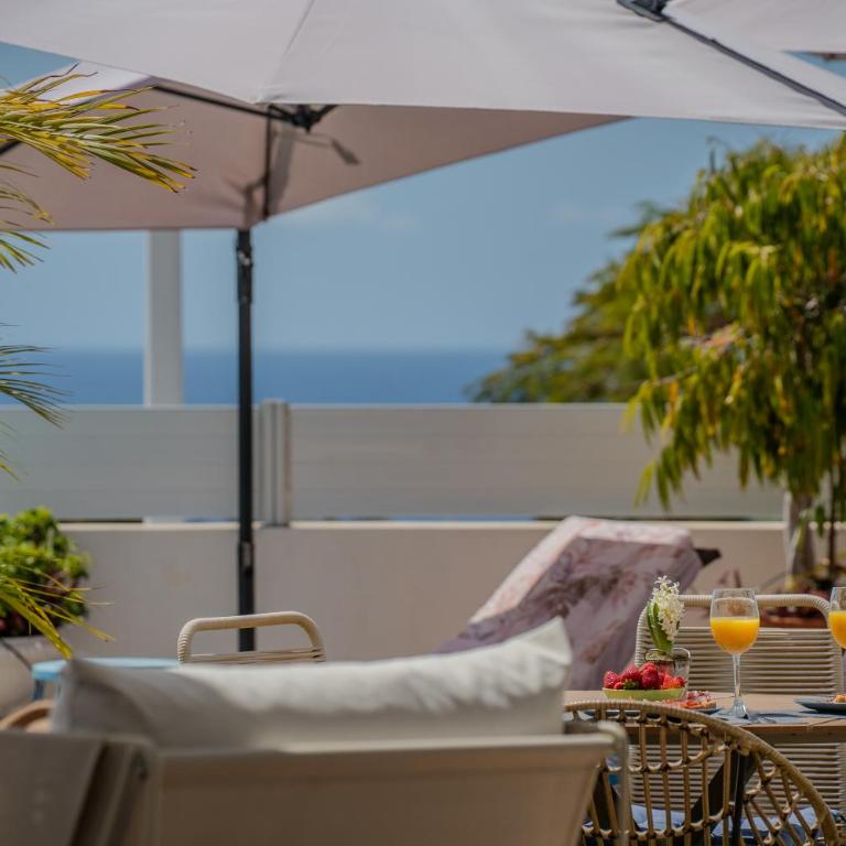 Bungalow apartment with private pool & ocean views - Apartamento de 2 dormitorios - 77