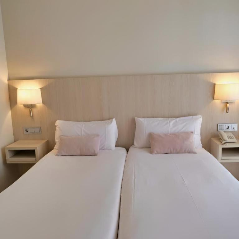 Hotel Marina - Habitación Triple - 1