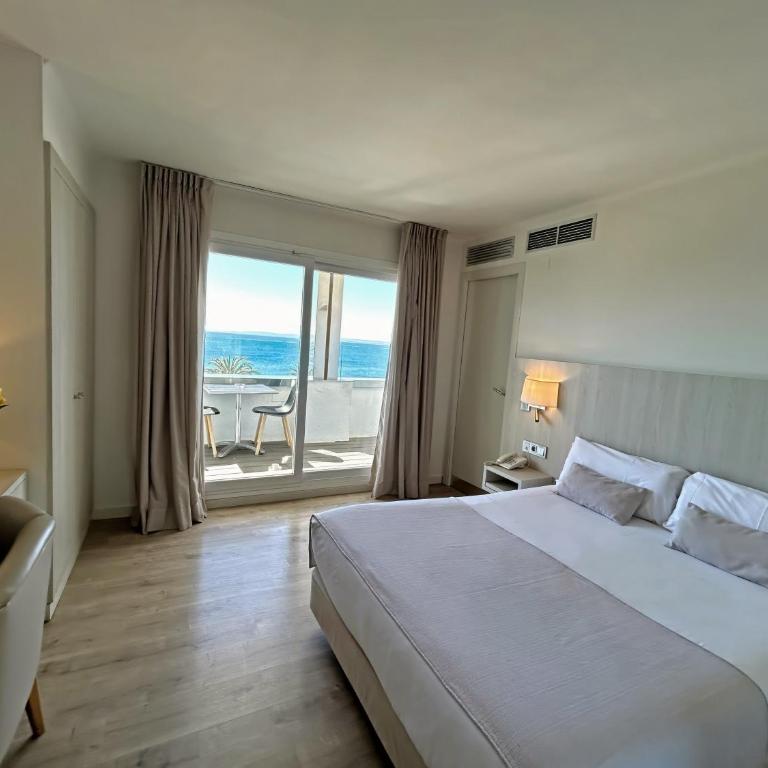 Hotel Marina - Habitación Doble Deluxe con vistas al mar - 1 o 2 camas - 4