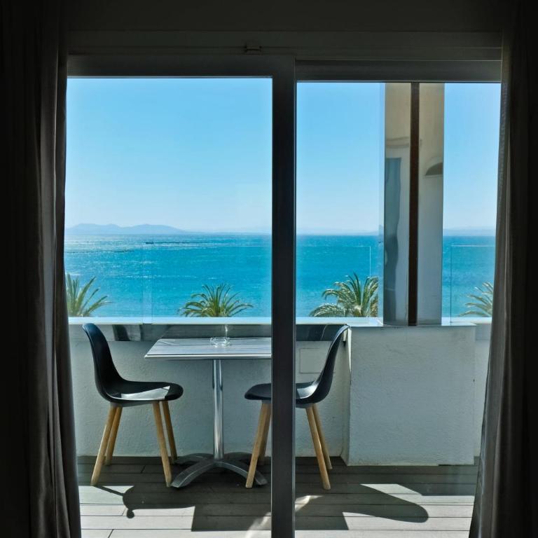 Hotel Marina - Habitación Doble Deluxe con vistas al mar - 1 o 2 camas - 5