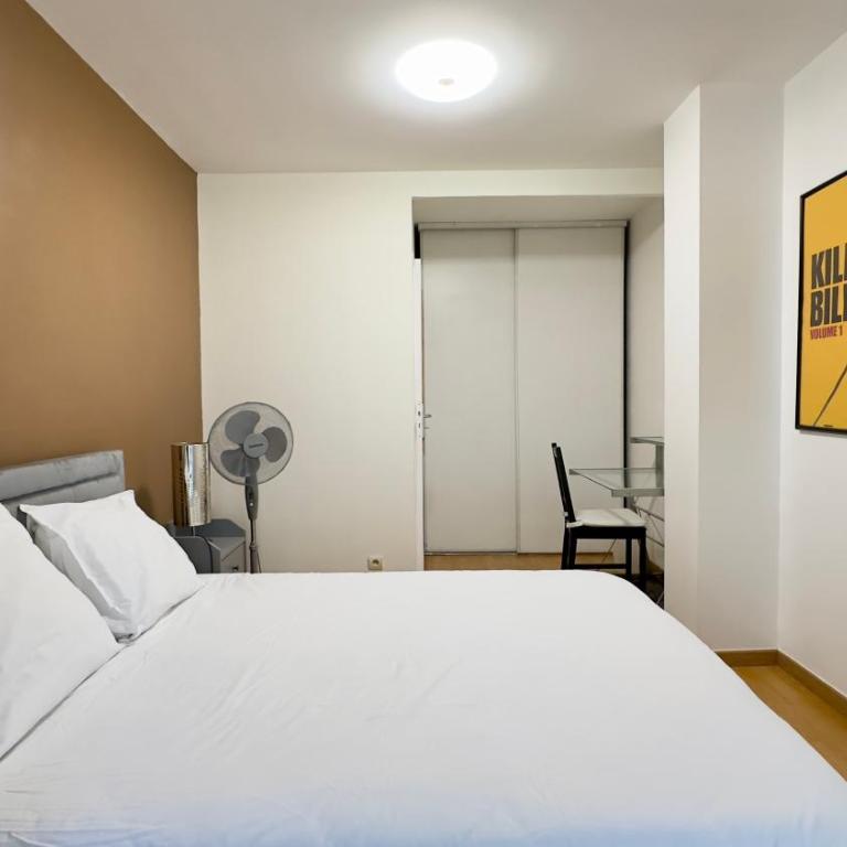 Villa Parc - Private Parking - 8min From Disneyland, Big Mall, Train station - Maison de Vacances 4 Chambres - 19