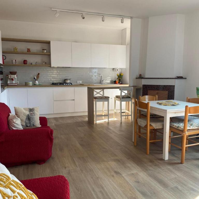 N296 - Numana, trilocale con giardino e posto auto - Appartamento con 2 Camere da Letto - 4