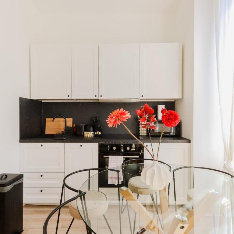 Modern 3BR Duplex Near Nice Port & Old Town | By Airnest - Appartement - 20