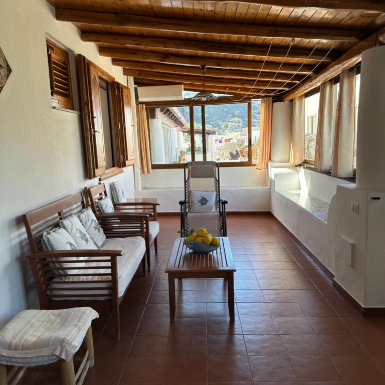 Casa Grace - Appartamento con 2 Camere da Letto e Vista Giardino - 1