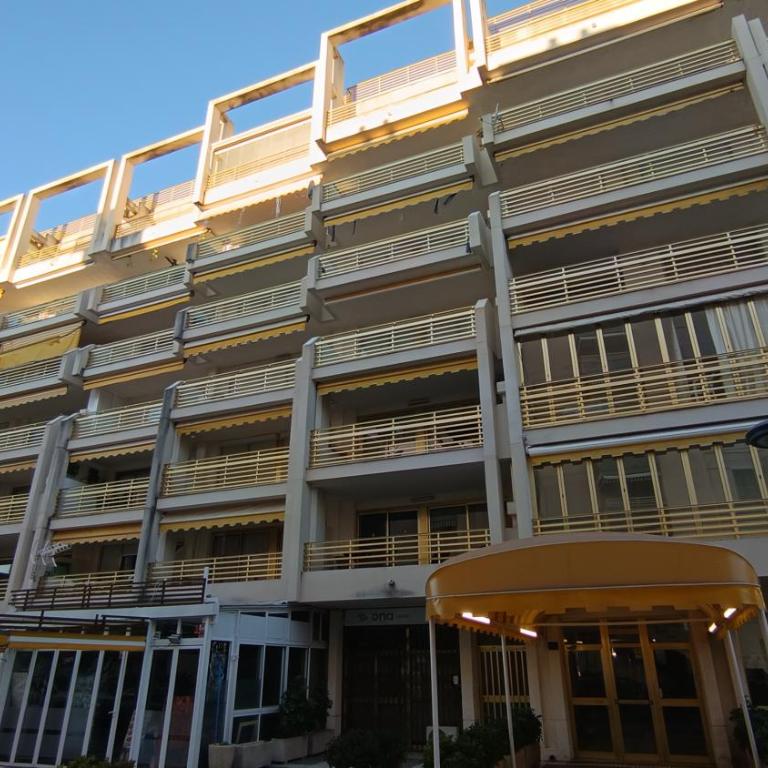 Rentalmar Novelty Families Only - Two-Bedroom Apartment - 28