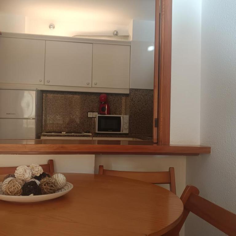 Rentalmar Novelty Families Only - Two-Bedroom Apartment - 16