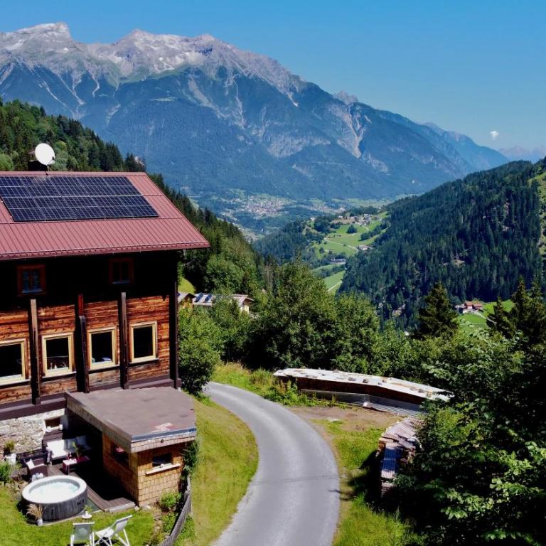 Homebase Tirol Mountain Lodge - Apartment mit 3 Schlafzimmern und Bergblick - 3