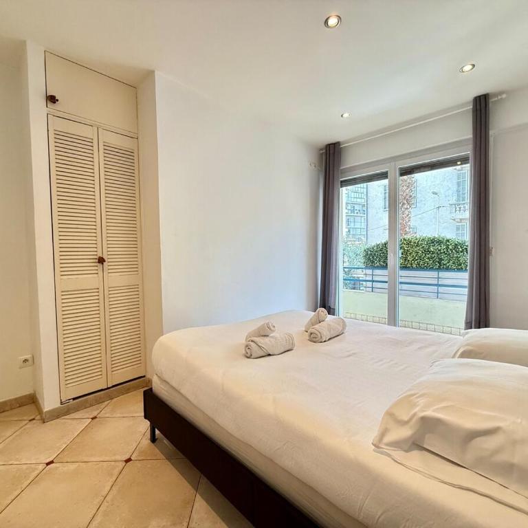 Hypercentre - Vue Mer - Plage 50m - Appartement 2 Chambres - 11