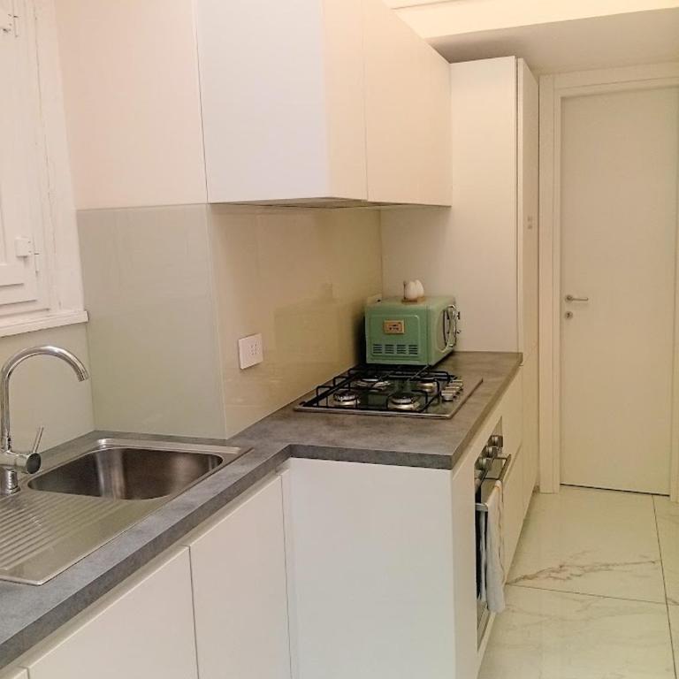 La casa di Megaride - Appartamento con 2 Camere da Letto - 9