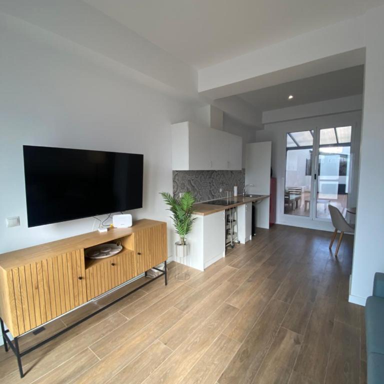 Travel Habitat Bioparc Apartments - Two-Bedroom Apartment with Terrace - 3
