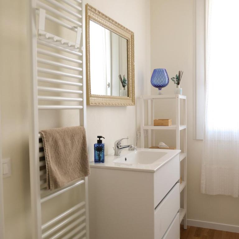 Casa Romeo - Appartamento con 1 Camera da Letto - 11
