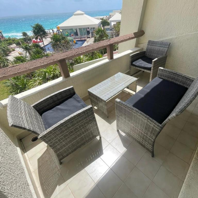 Solymar Cancún beachfront condos - Double Room with Sea View - 1