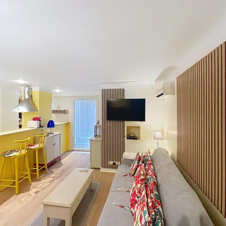 Les Fleurs - Appartement 1 Chambre - Vue sur Jardin - 1
