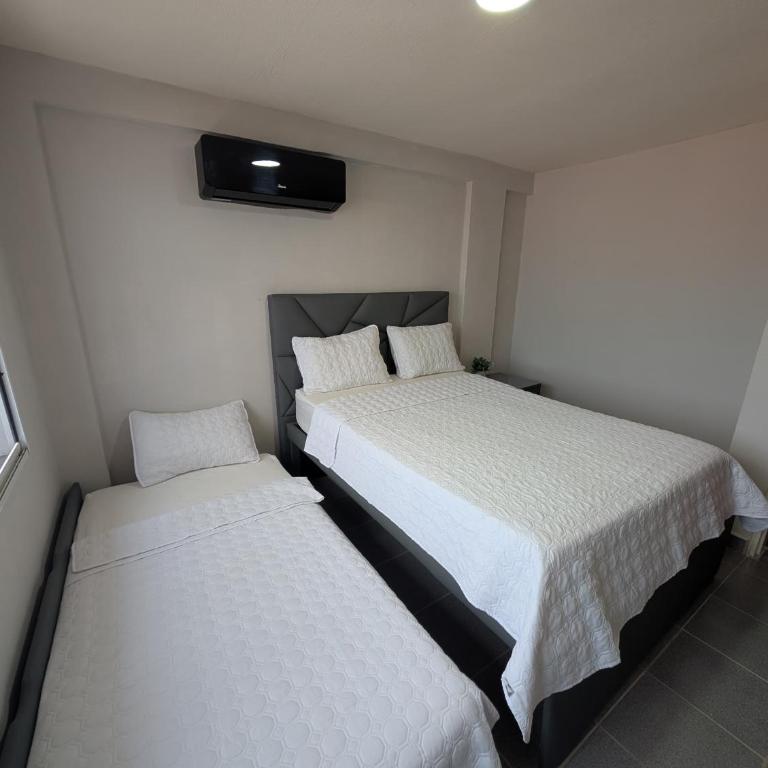 Ciudad Flamingo, Karnak - Three-Bedroom Deluxe Apartment - 2