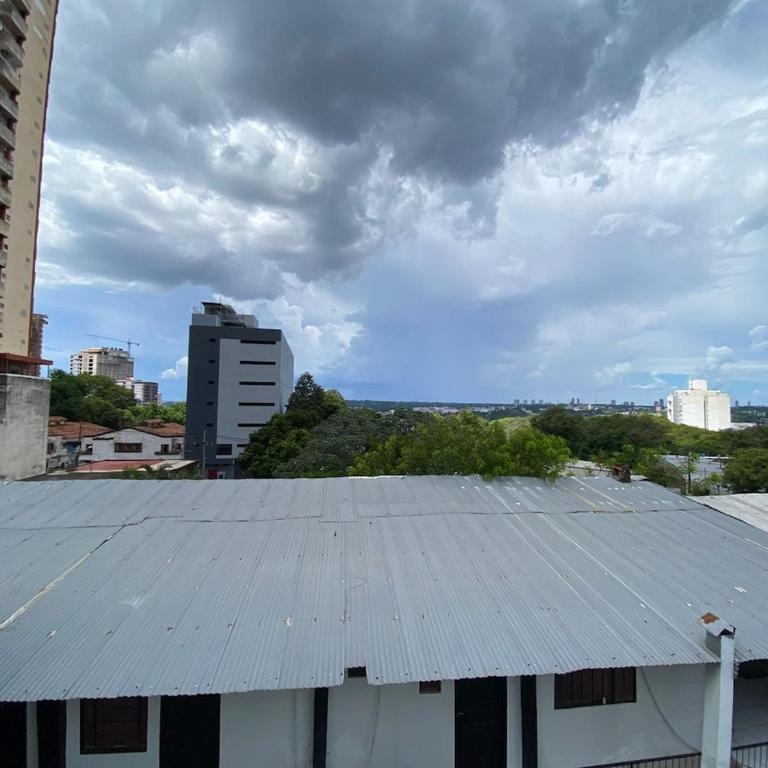 Próximo ao Centro de CDE - Apartamento de 1 dormitorio - 10