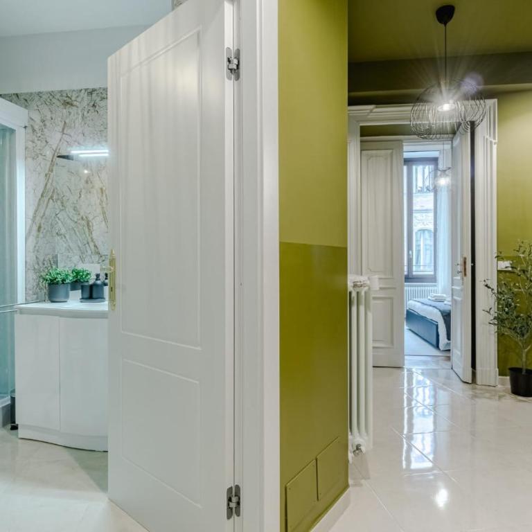 Piazza C Apartment - 2 Bedrooms & 2 Bathrooms - Appartamento Deluxe con 2 Camere da Letto e Balcone - 41